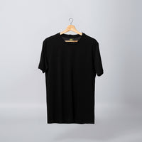 Básica Regular Fit Negra